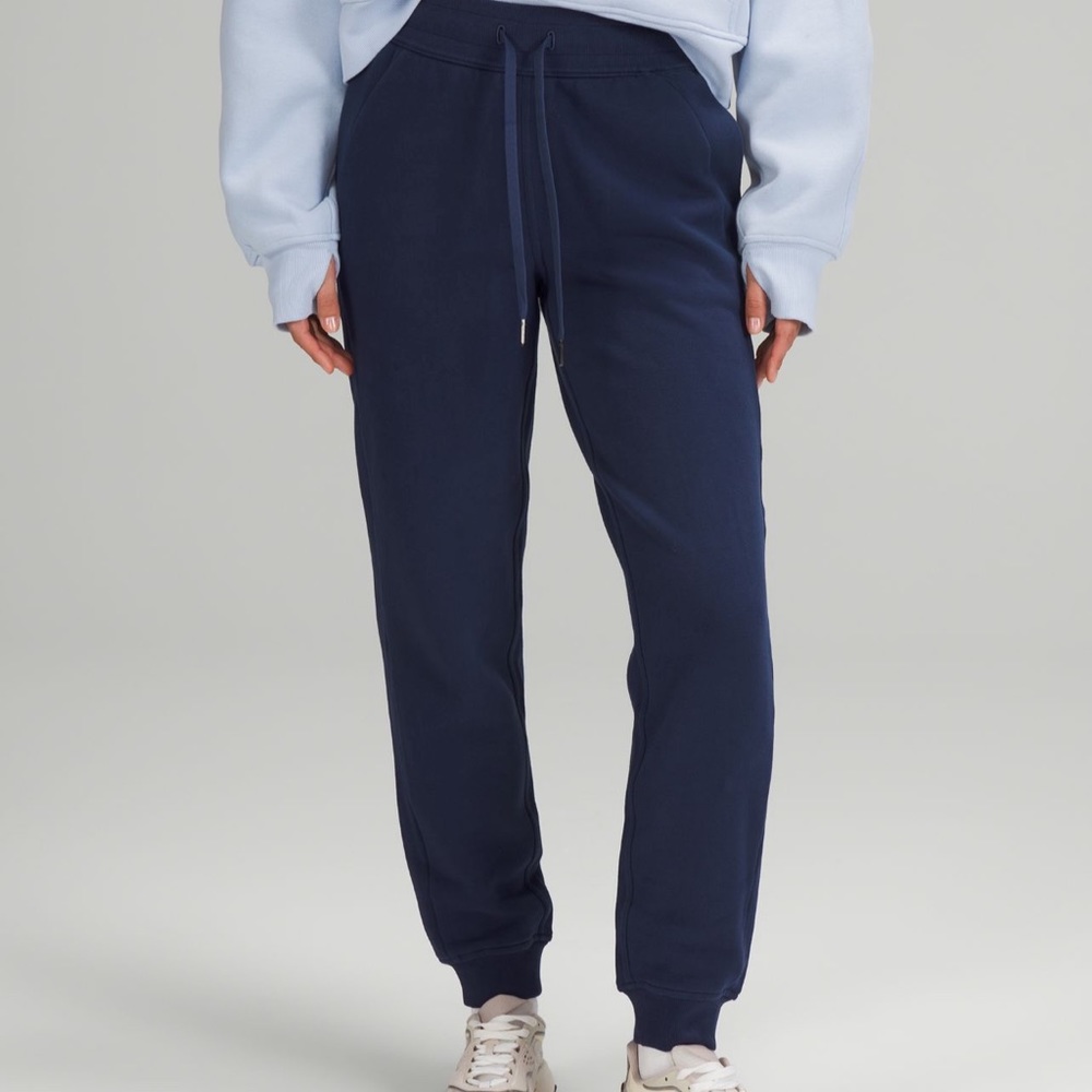 NWT Lululemon Scuba High Rise Jogger sz 8